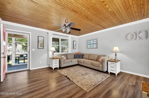 118 NE 19th Street Oak Island NC 28465