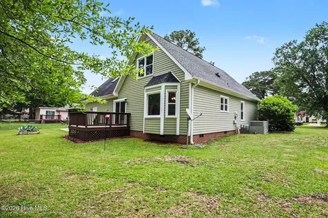 1607 Munroe Lane Goldsboro NC 27534