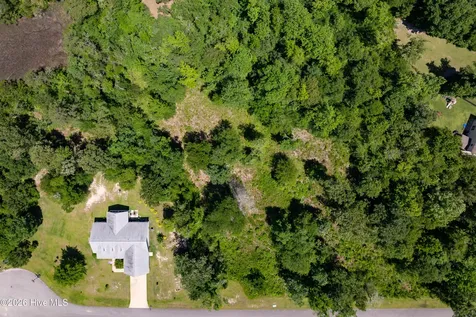 Lot 10 Tree Hill Lane Hubert NC 28539