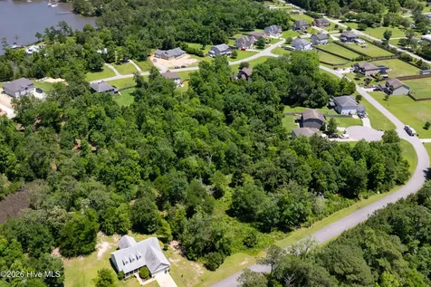 Lot 10 Tree Hill Lane Hubert NC 28539