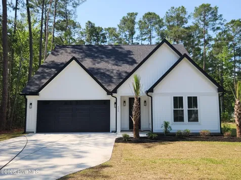 556 Briarwood Drive NW Calabash NC 28467