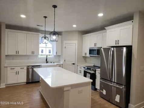 556 Briarwood Drive NW Calabash NC 28467