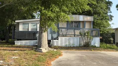 637 Magnolia Drive Sunset Beach NC 28468