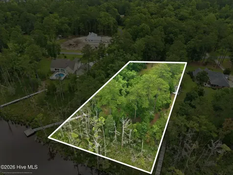 Lot #9 Island Drive Chocowinity NC 27817