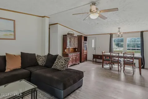 106 Madelyn Drive Richlands NC 28574