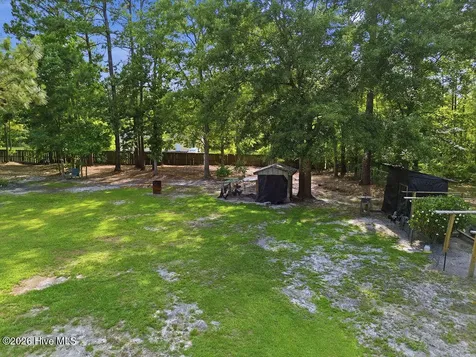 106 Madelyn Drive Richlands NC 28574