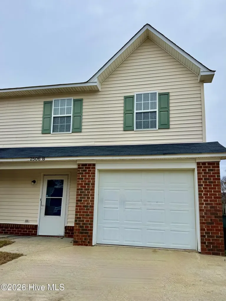 2506 B Bluff View Court Greenville NC 27834