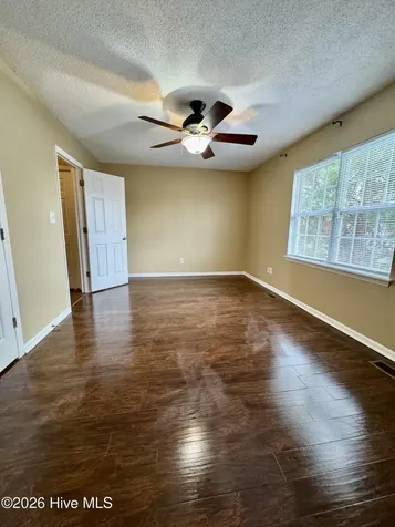 2506 B Bluff View Court Greenville NC 27834