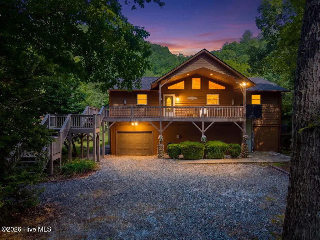 2197 Die Bend Road Murphy NC 28906