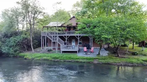 2197 Die Bend Road Murphy NC 28906