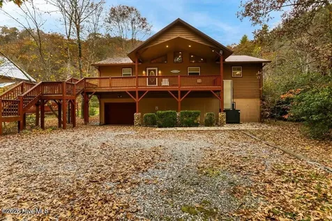 2197 Die Bend Road Murphy NC 28906