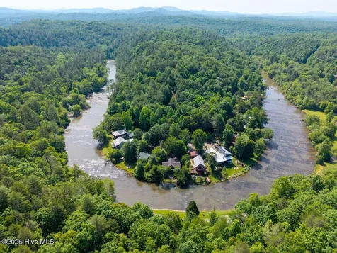 2197 Die Bend Road Murphy NC 28906
