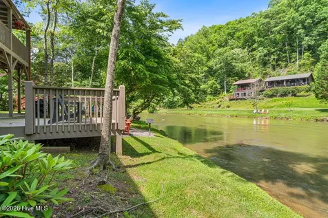 2197 Die Bend Road Murphy NC 28906