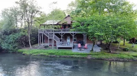 2197 Die Bend Road Murphy NC 28906
