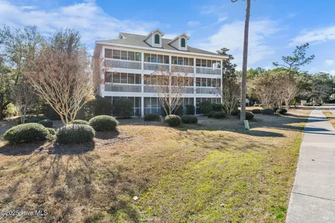 3350 Club Villas Drive Southport NC 28461