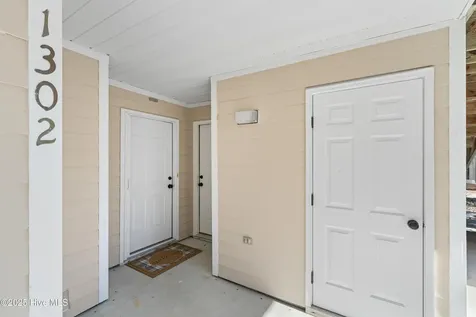 3350 Club Villas Drive Southport NC 28461