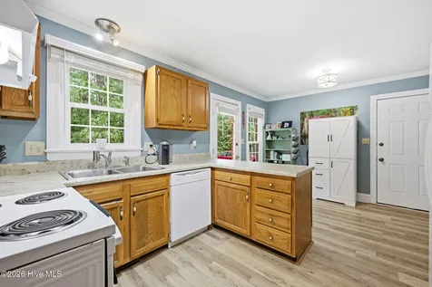 829 Corbett Street Winterville NC 28590