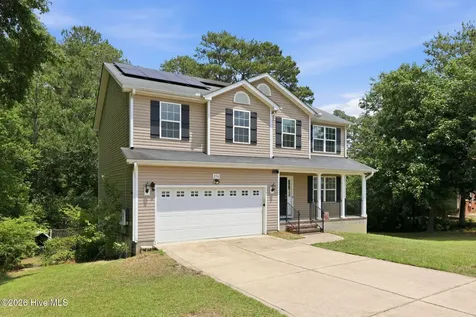 250 W Lake Road Raeford NC 28376