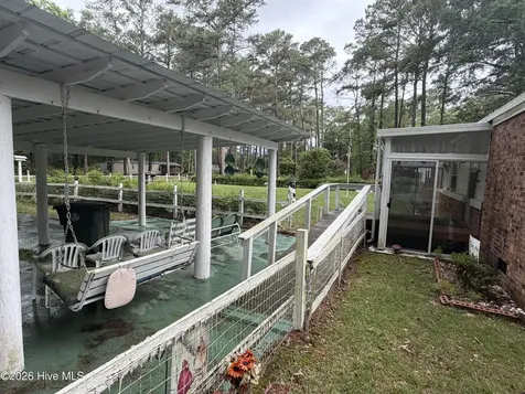 402 Pelletier Street La Grange NC 28551