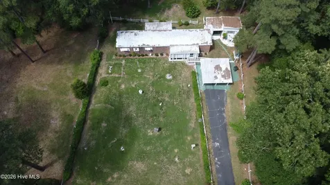402 Pelletier Street La Grange NC 28551