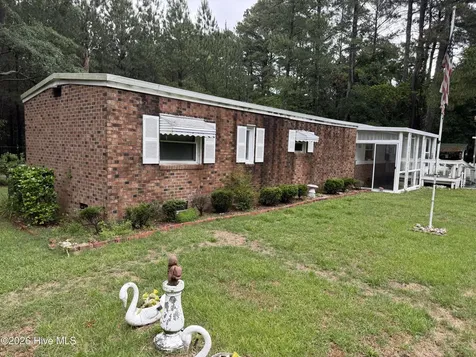 402 Pelletier Street La Grange NC 28551