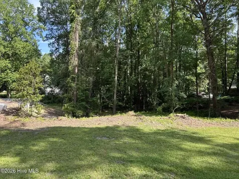 402 Camelia Drive Washington NC 27889