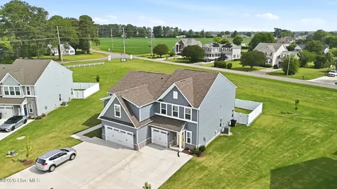 112 Spinnaker Street Elizabeth City NC 27909