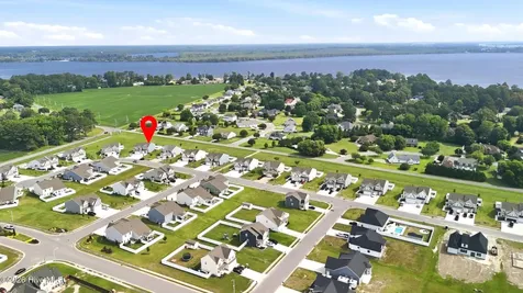 112 Spinnaker Street Elizabeth City NC 27909