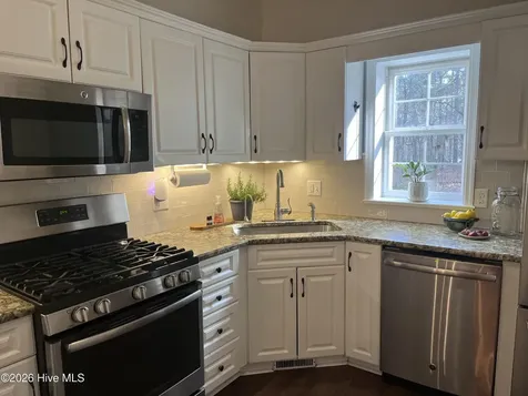 736 Ginseng Drive Vass NC 28394