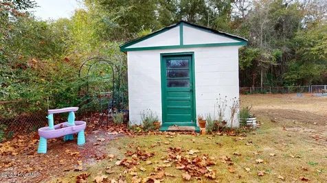 276 Edgewood Terrace Drive West End NC 27376
