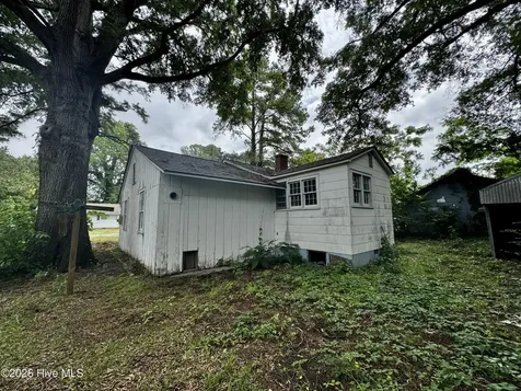 605 Dixon Street Kinston NC 28501