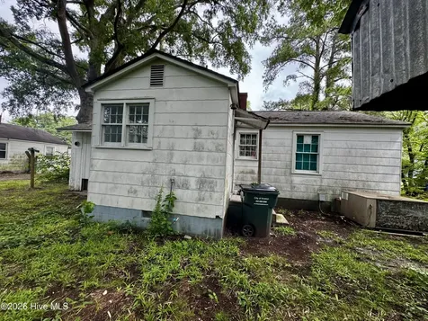 605 Dixon Street Kinston NC 28501