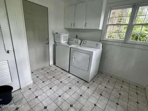 605 Dixon Street Kinston NC 28501
