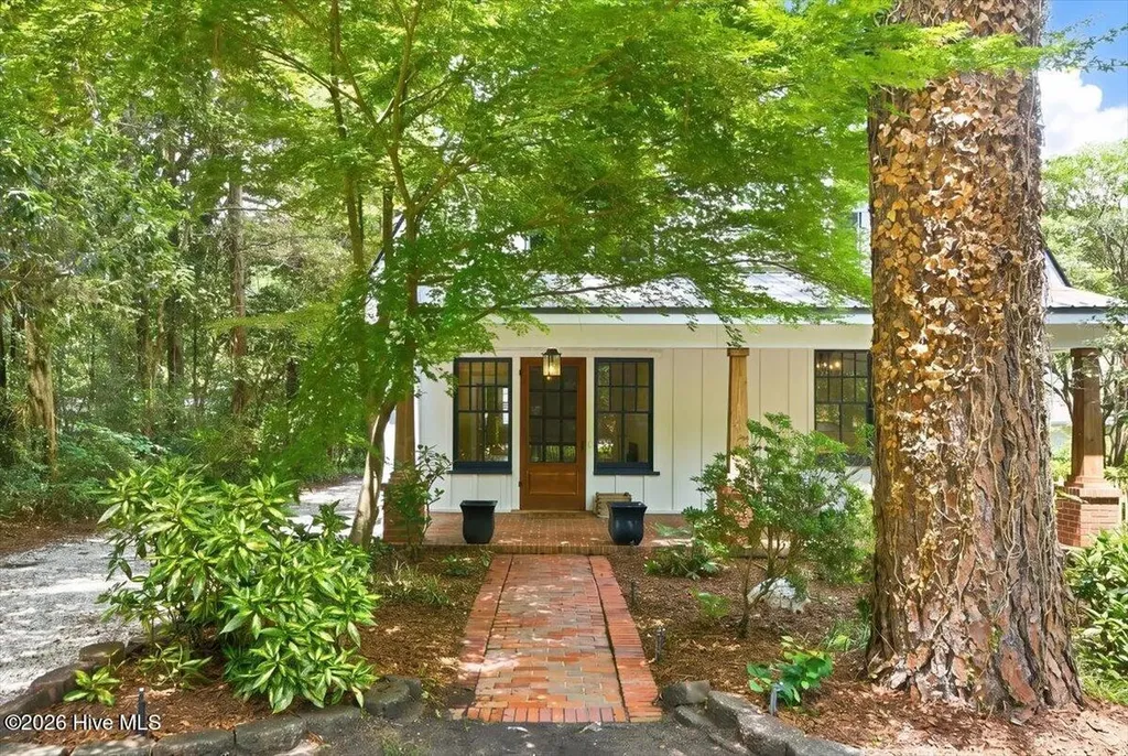 260 N Ridge Street Southern Pines NC 28387