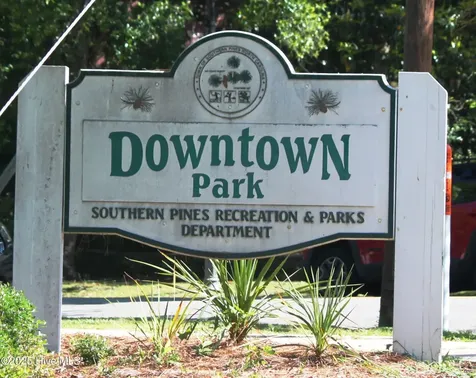 260 N Ridge Street Southern Pines NC 28387