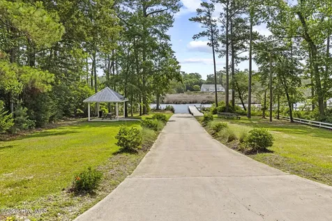 309 Livingston Court Holly Ridge NC 28445