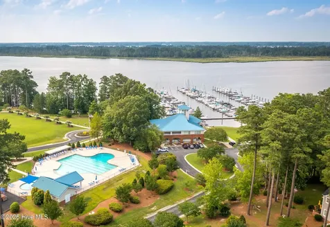 404 Cypress Landing Trail Chocowinity NC 27817