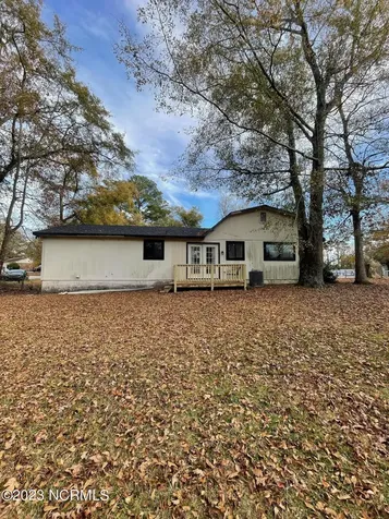 1002 Stillwood Circle Jacksonville NC 28540