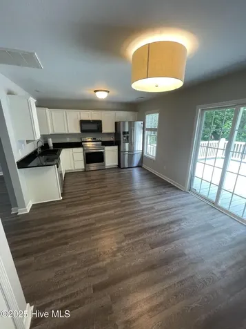 146 Broadleaf Drive Jacksonville NC 28546