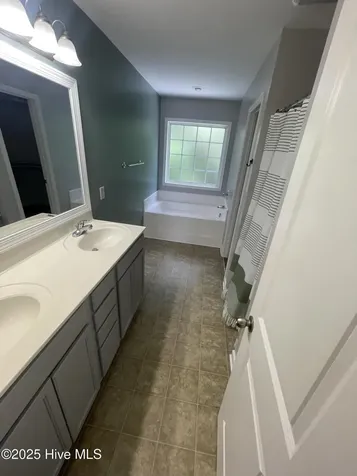 146 Broadleaf Drive Jacksonville NC 28546