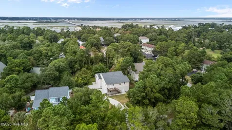 303 Osprey Ridge Drive Emerald Isle NC 28594