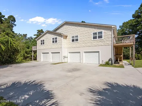 303 Osprey Ridge Drive Emerald Isle NC 28594