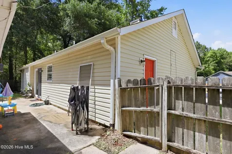 3100 Darby Street Midway Park NC 28544