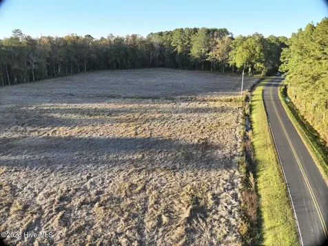 948 Creek Road Whiteville NC 28472