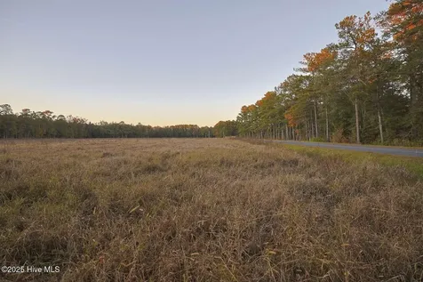 948 Creek Road Whiteville NC 28472