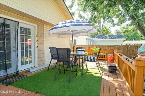 403 E Foy Street Richlands NC 28574