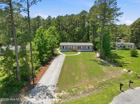 317 N Red Maple Court Swansboro NC 28584