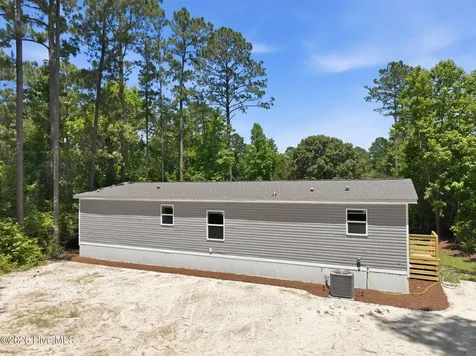 317 N Red Maple Court Swansboro NC 28584