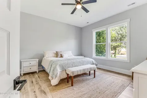 5113 Minnesota Drive SE Southport NC 28461