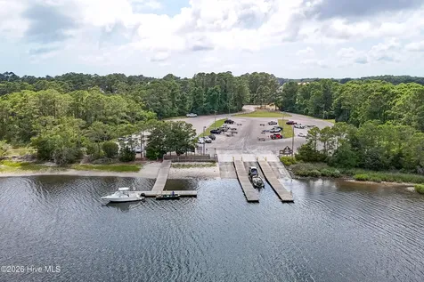 5113 Minnesota Drive SE Southport NC 28461